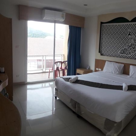 Patong Red Sapphire Hotel מראה חיצוני תמונה