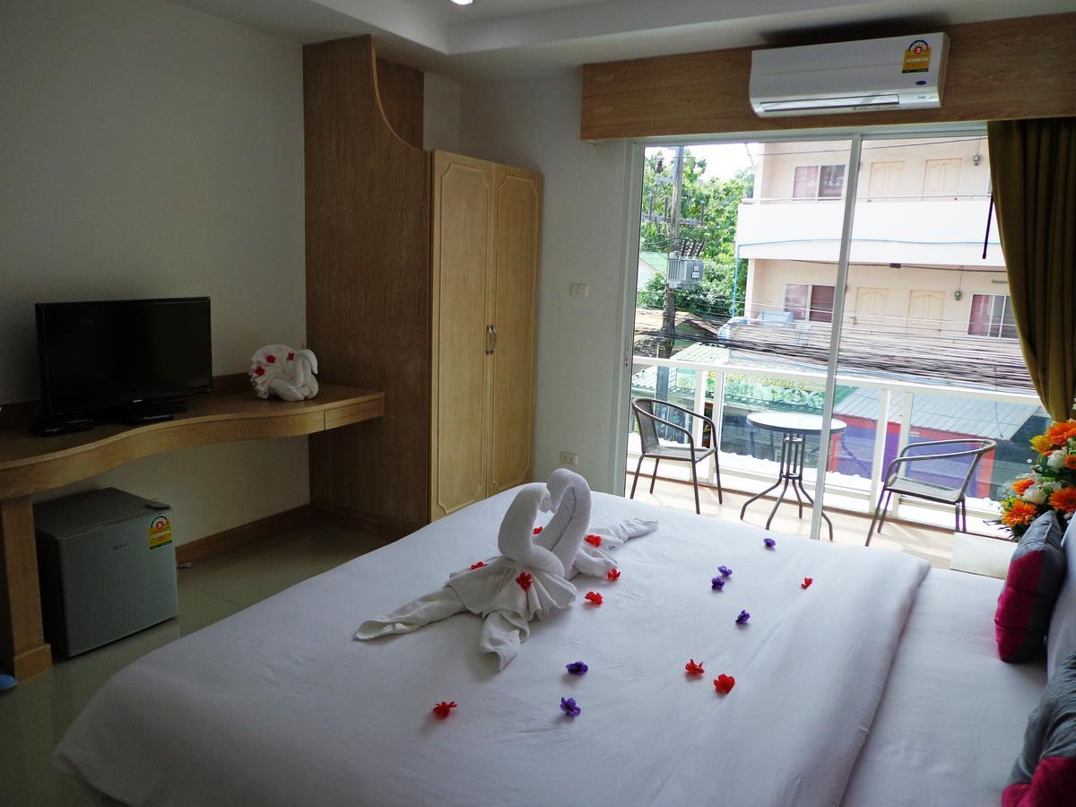 Patong Red Sapphire Hotel מראה חיצוני תמונה